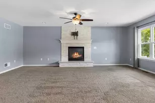 131 W Blackhawk Dr, Fort Atkinson, WI 53538 - Photo 16