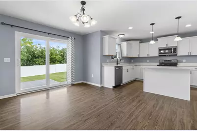 131 W Blackhawk Drive, Fort Atkinson, WI 53538 - Photo 12