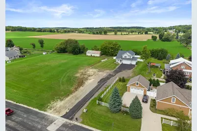 131 W Blackhawk Drive, Fort Atkinson, WI 53538 - Photo 34