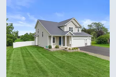 131 W Blackhawk Drive, Fort Atkinson, WI 53538 - Photo 2