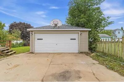 218 N Henninger Street, Mayville, WI 53050 - Photo 30