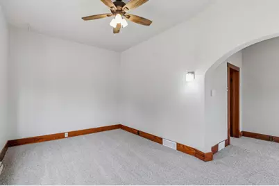218 N Henninger Street, Mayville, WI 53050 - Photo 10