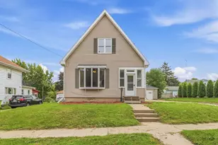 218 N Henninger St, Mayville, WI 53050 - Photo 1
