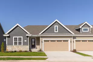 2074 Leopold Way, Sun Prairie, WI 53590 - Photo 1