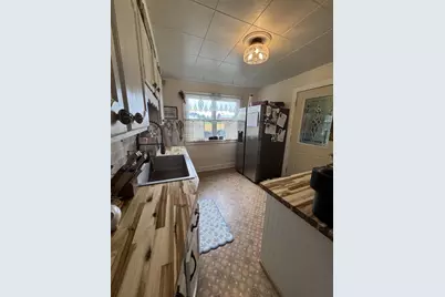 N7850 Douglas Street, Ripon, WI 54971 - Photo 6