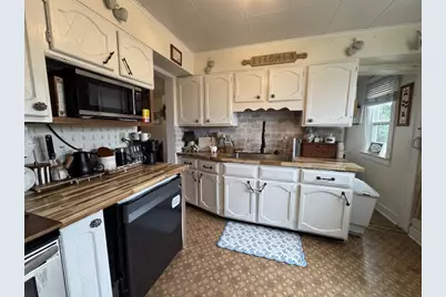 N7850 Douglas Street, Ripon, WI 54971 - Photo 8