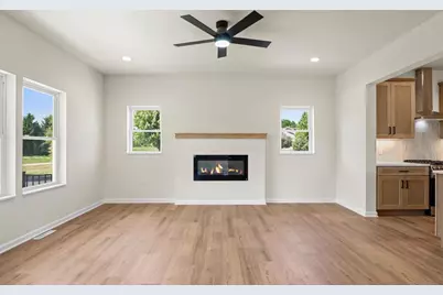 2810 Big Bluestem Parkway, Fitchburg, WI 53711 - Photo 6