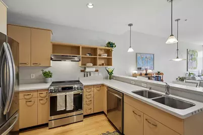 309 W Washington Avenue #613, Madison, WI 53703 - Photo 14