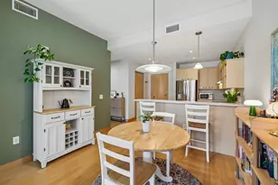 309 W Washington Ave, Madison, WI 53703 - Photo 10