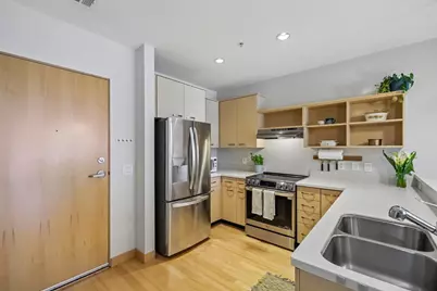 309 W Washington Avenue #613, Madison, WI 53703 - Photo 12