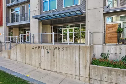 309 W Washington Avenue #613, Madison, WI 53703 - Photo 2