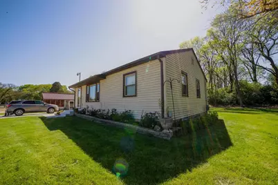 1114 E Colley Road, Beloit, WI 53511 - Photo 24