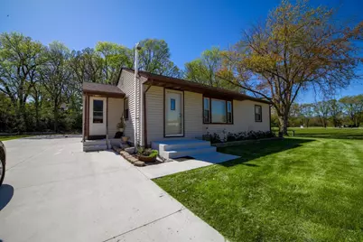 1114 E Colley Road, Beloit, WI 53511 - Photo 26