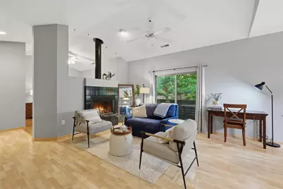 1140 E Dayton Street #203, Madison, WI 53703 - Photo 22