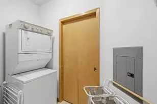 1140 E Dayton St, Madison, WI 53703 - Photo 28