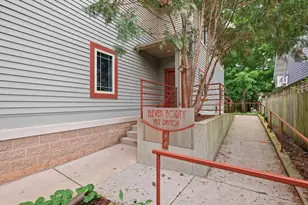 1140 E Dayton St, Madison, WI 53703 - Photo 4