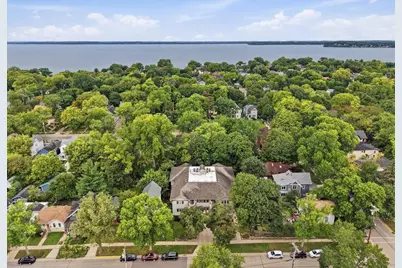 1140 E Dayton Street #203, Madison, WI 53703 - Photo 2