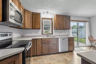 422 E Howard St, Portage, WI 53901 - Photo 8