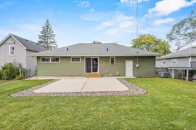 422 E Howard Street, Portage, WI 53901 - Photo 24