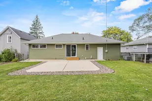 422 E Howard St, Portage, WI 53901 - Photo 24