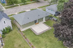 422 E Howard St, Portage, WI 53901 - Photo 28