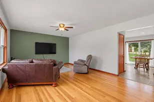 422 E Howard St, Portage, WI 53901 - Photo 2