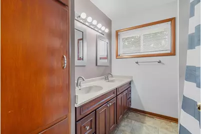 422 E Howard Street, Portage, WI 53901 - Photo 16