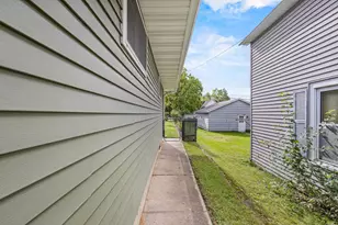 422 E Howard St, Portage, WI 53901 - Photo 22