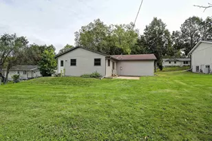 2618 Fell Rd, Madison, WI 53713 - Photo 2