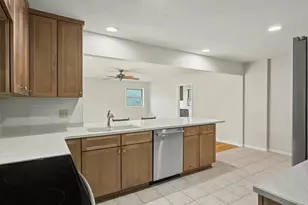 2618 Fell Rd, Madison, WI 53713 - Photo 8
