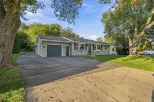 415 Waterloo Rd, Marshall, WI 53559 - Photo 26