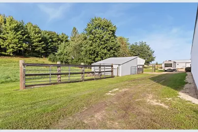 N9401 Hughes Road, Exeter, WI 53508 - Photo 68