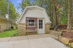 8099 Clover Valley Rd, Whitewater, WI 53190 - Photo 18