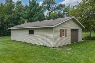 N3299 Hickory Dr, Waupun, WI 53963 - Photo 14