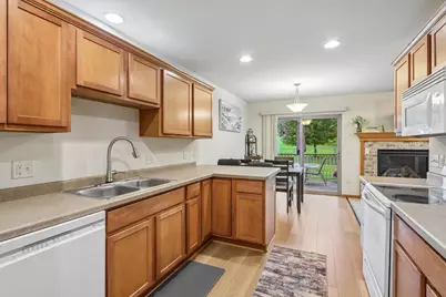 212 Hometown Avenue, Fall River, WI 53932 - Photo 8