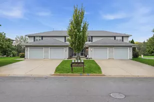 315 Vorndran Dr, Belleville, WI 53508 - Photo 28
