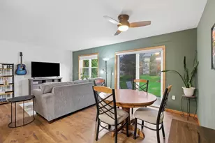 315 Vorndran Dr, Belleville, WI 53508 - Photo 8