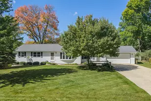 1510 Cameron Dr, Madison, WI 53711 - Photo 1