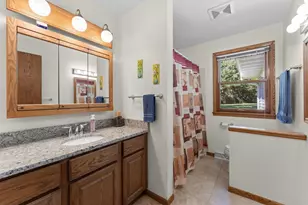 1510 Cameron Dr, Madison, WI 53711 - Photo 38