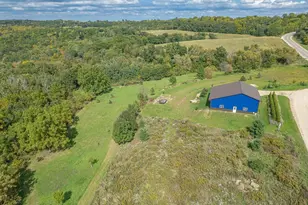 1922 E Blackhawk Ave, De Soto, WI 54624 - Photo 16