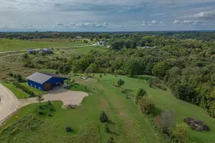 1922 E Blackhawk Ave, De Soto, WI 54624 - Photo 14