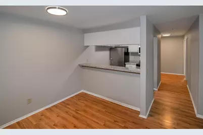 4328 Melody Lane #101, Madison, WI 53704 - Photo 4