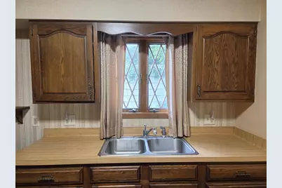 302 Maple Avenue, Clinton, WI 53525 - Photo 10