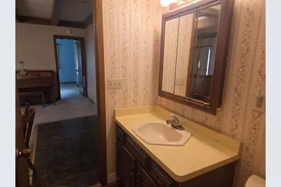 302 Maple Avenue, Clinton, WI 53525 - Photo 16