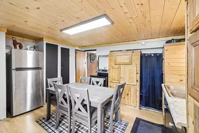 627 E Conant Street, Portage, WI 53901 - Photo 8