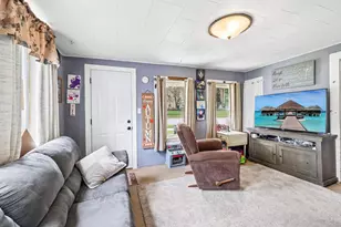 627 E Conant St, Portage, WI 53901 - Photo 4