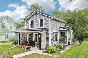 627 E Conant St, Portage, WI 53901 - Photo 1