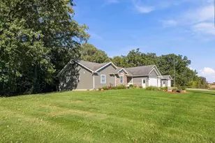 W10886 Westfox Rd, Fox Lake, WI 53933 - Photo 40