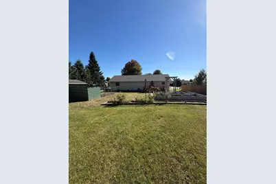 2060 Julie Avenue, Sparta, WI 54656 - Photo 6