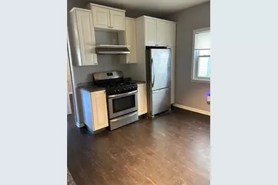 2929 S 9th Place, Milwaukee, WI 53215 - Photo 16